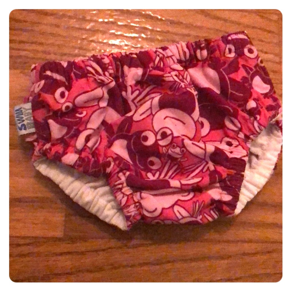 NEVER WORN! Reusable swim diaper 9-18 lbs